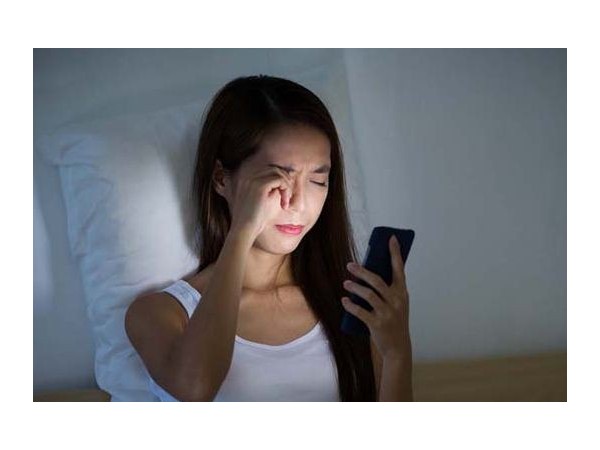 天天熬夜還不想長痘，補充硒元素預防衰老